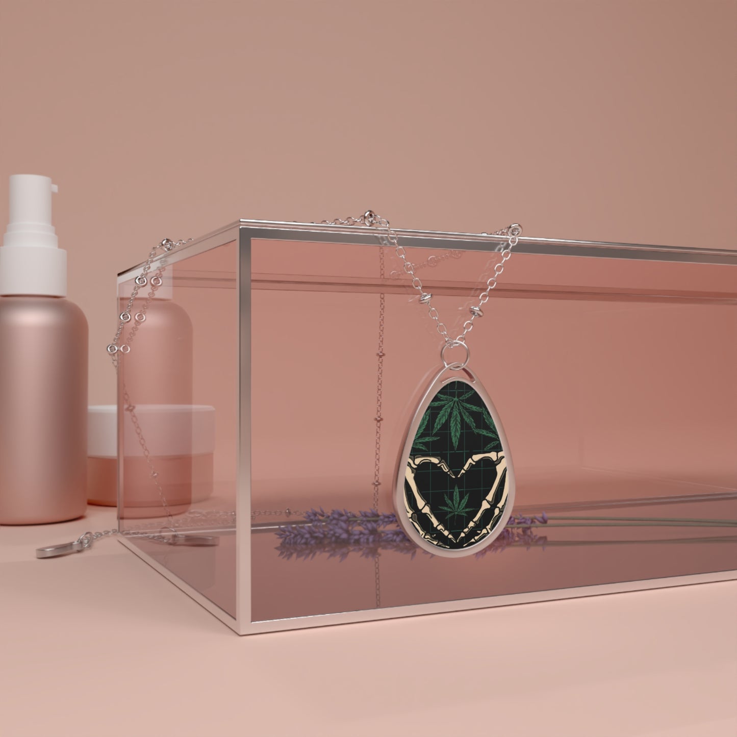 Stoner Love Necklace - Cannabis Culture