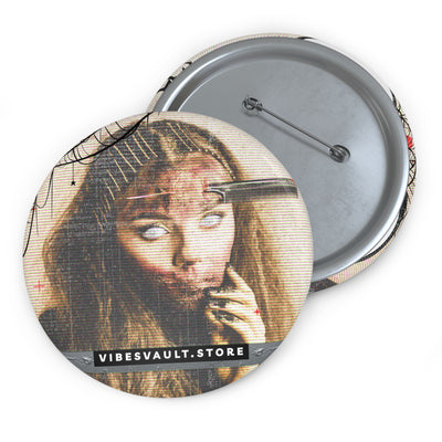 Creepy Comb Face Queen Button Pin - Scary Movie Inspo - Fall Halloween 2026