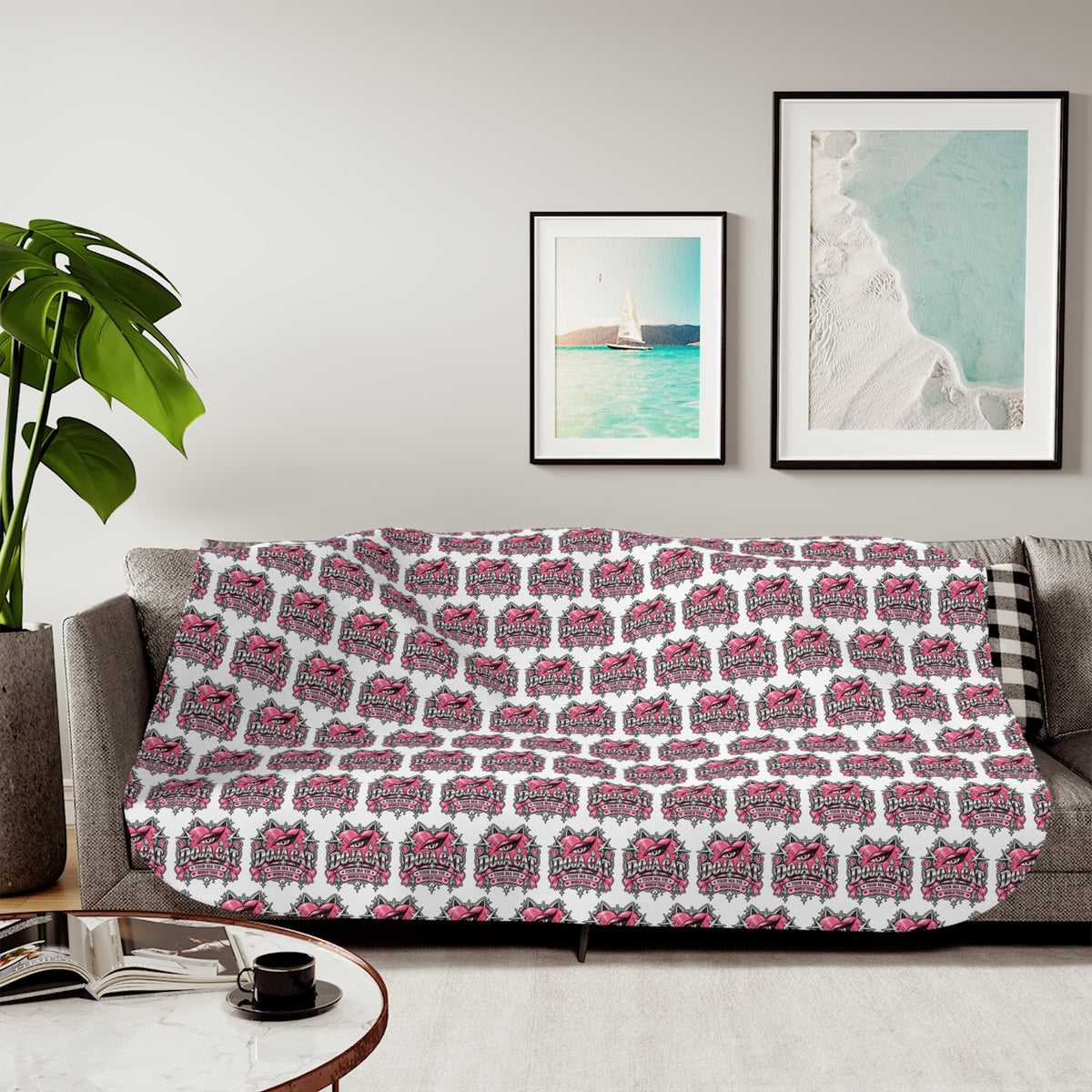 Pink Heart Chrome Eye Sherpa Blanket