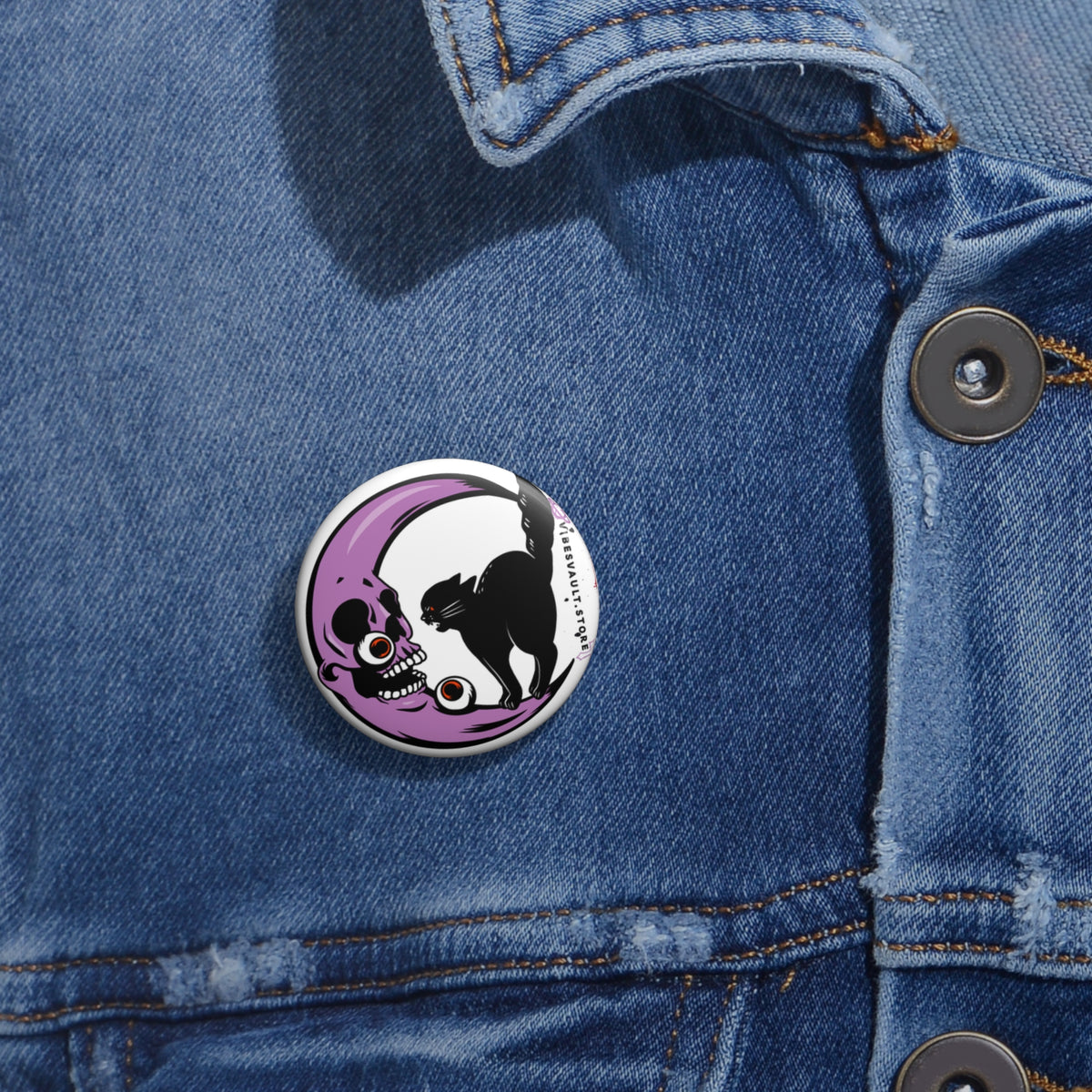 Moon and Black Cat Pin Badge - Purple Crescent Moon - Fall Halloween 2026