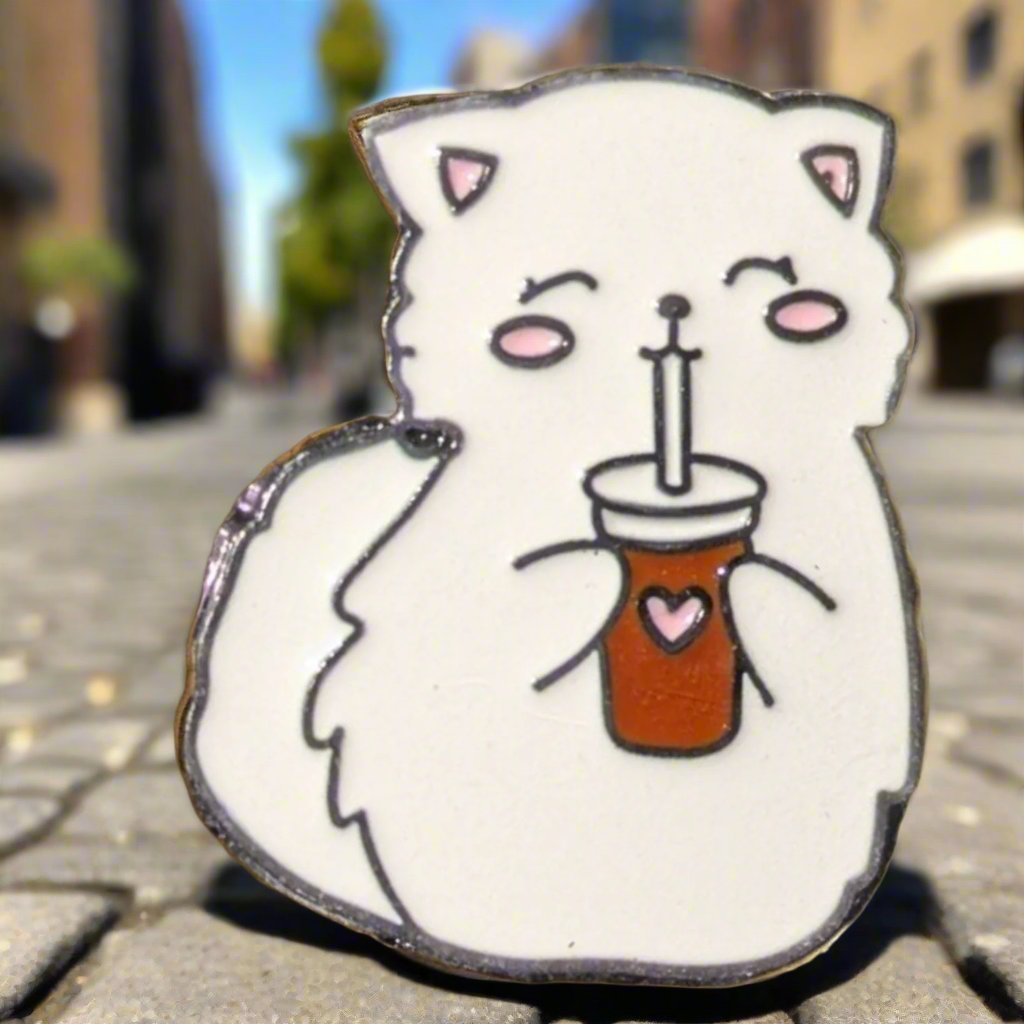 Pin White Aristocat